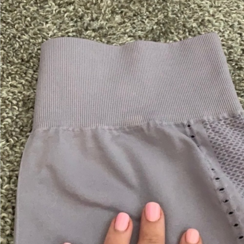 Fabletics Lavender Gray High Waisted Leggings - image 7